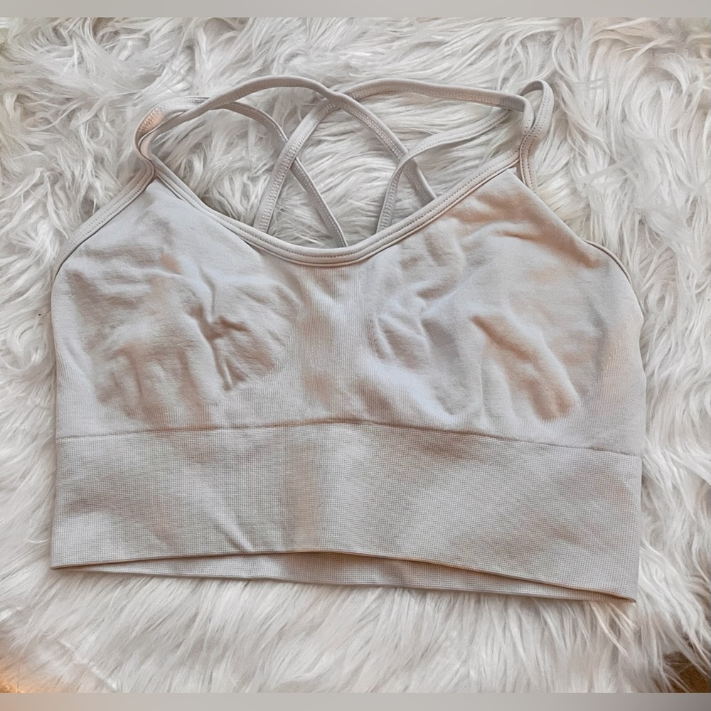 🔴SOLD🔴Amazon sports bras - bundle of 3 - Picture 6 of 7